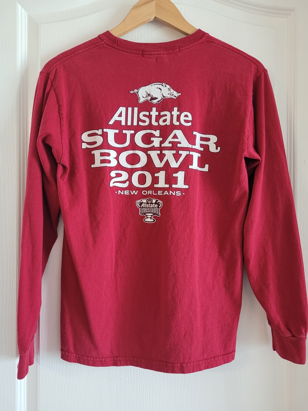 Arkansas Razorbacks 2011 Sugar Bowl Unisex Long-Sleeve Shirt